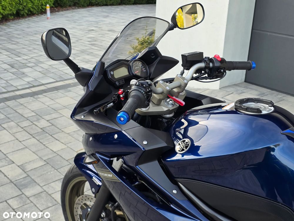 Yamaha XJ - 24