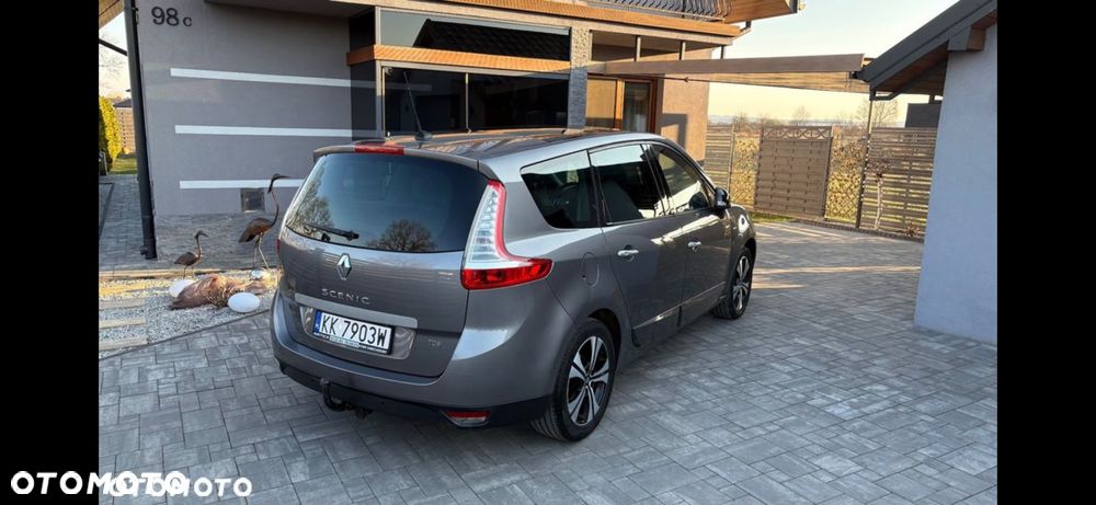 Renault Scenic TCe 130 Bose Edition - 6