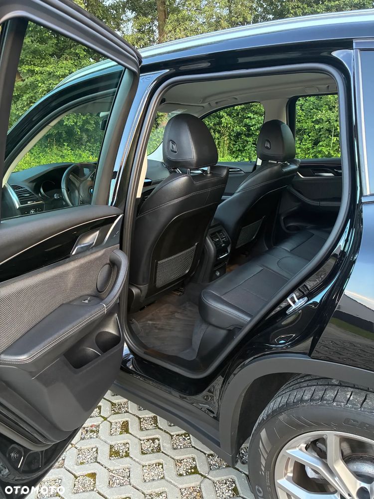 BMW X3 xDrive20d xLine - 9