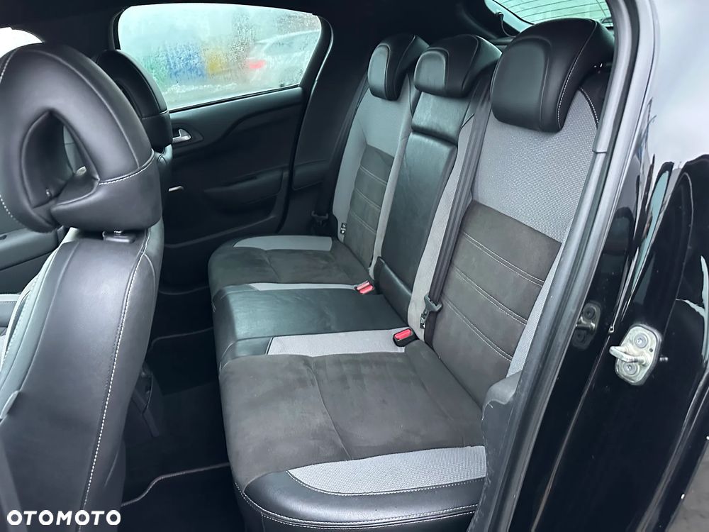 DS Automobiles DS 4 Crossback Crossback PureTech 130 S&S - 23