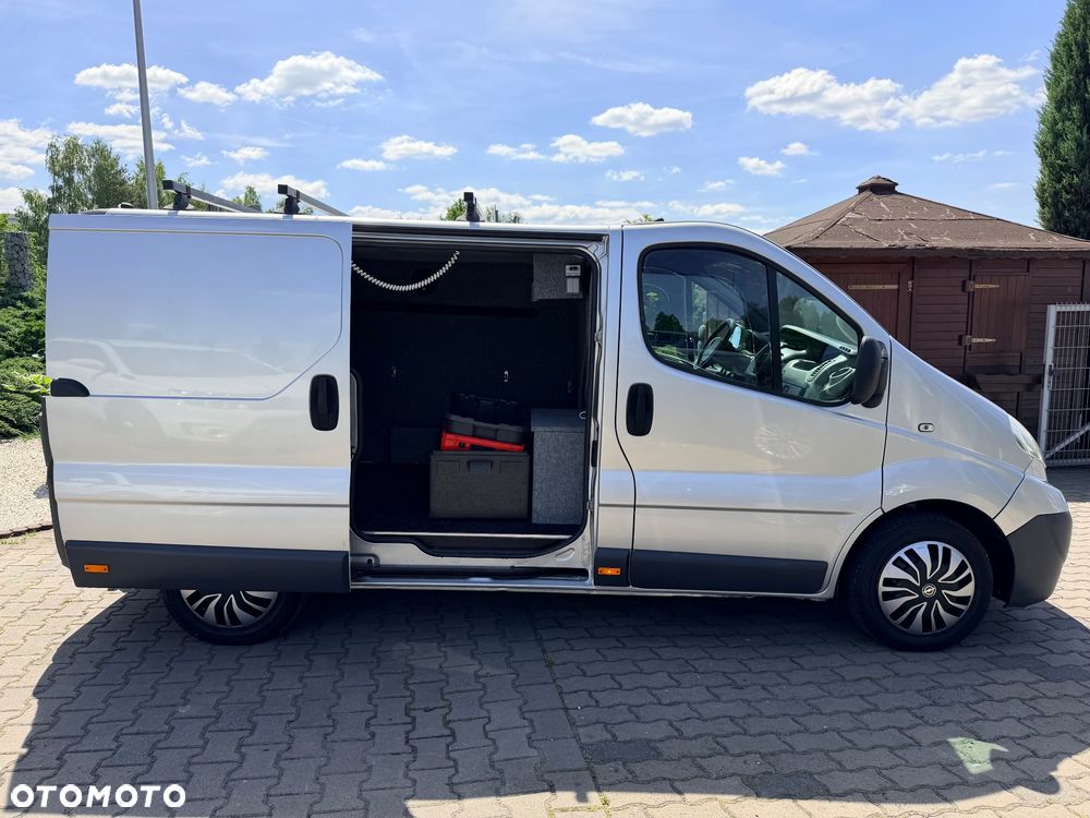 Opel Vivaro L1H1 2.7t - 19