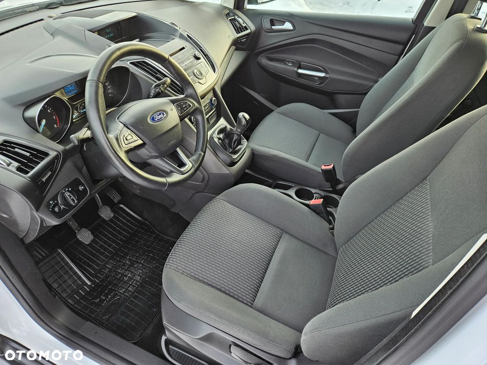 Ford C-MAX - 17