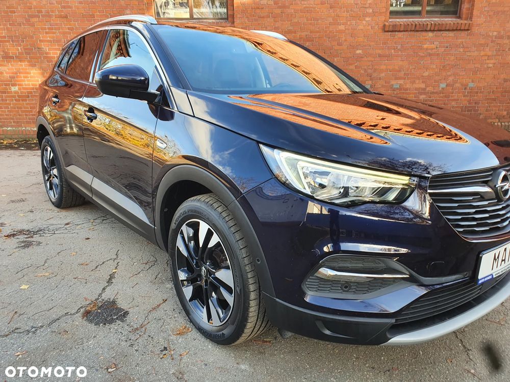 Opel Grandland X 1.2 Start/Stop Business Elegance - 2