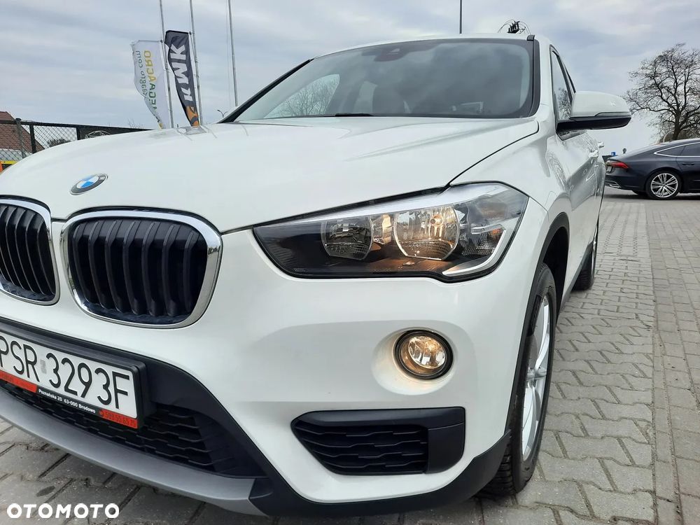 BMW X1 xDrive20i - 12