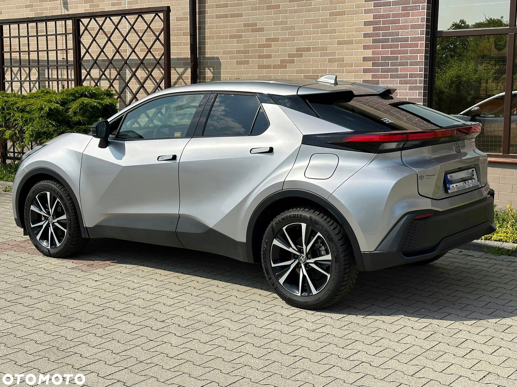 Toyota C-HR 1.8 Hybrid GPF Style - 6