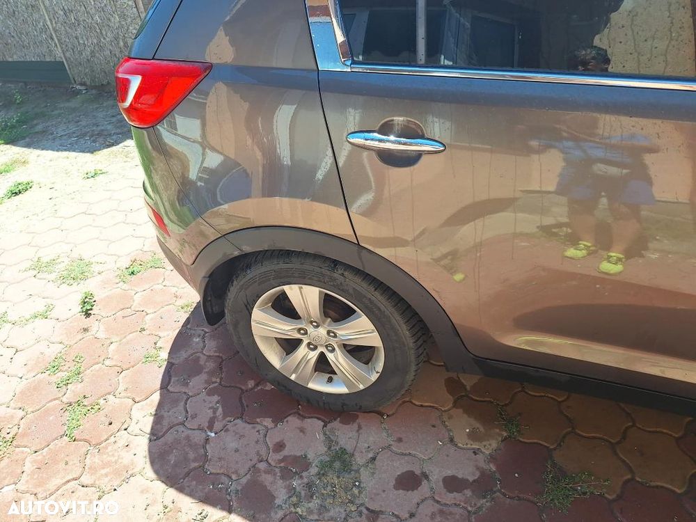 Kia Sportage 2.0 DSL MT 4x4 PREMIUM - 7