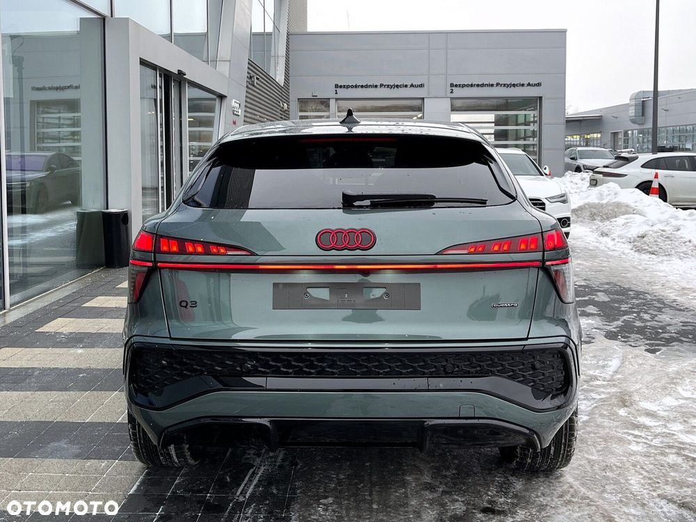 Audi Q3 Sportback - 8