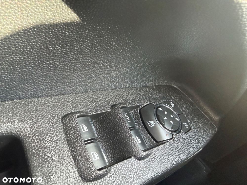 Ford EcoSport - 21