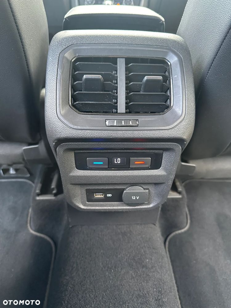 Volkswagen Tiguan Allspace 2.0 TDI SCR DSG Life - 15