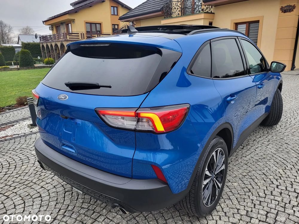 Ford Kuga - 2