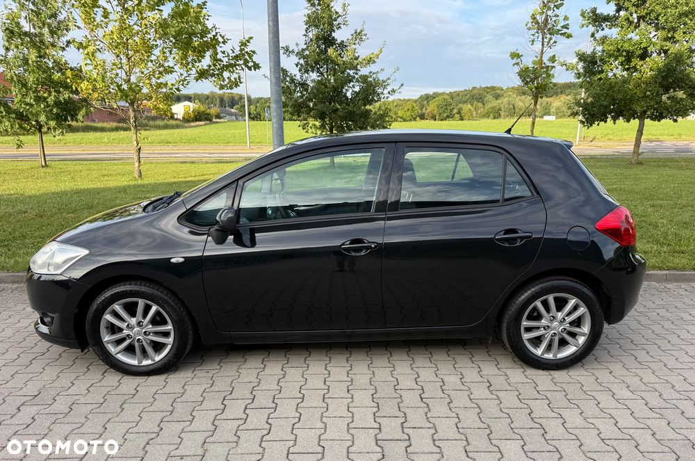 Toyota Auris - 10