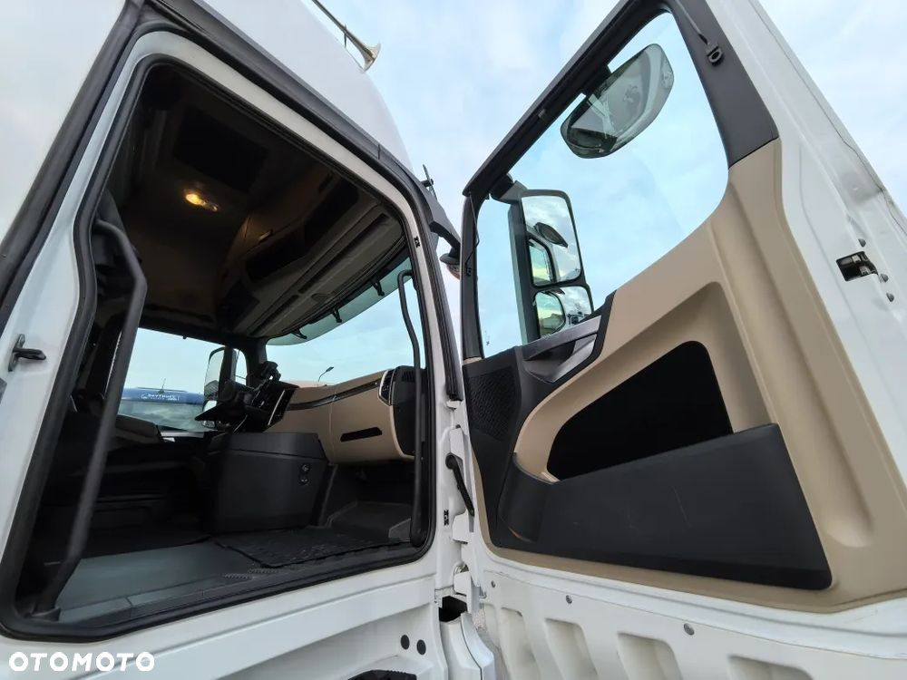 Mercedes-Benz Actros 2548 LL nR * Rozstaw 4900mm * Winda 2t * StyleLine * Salonka * - 34