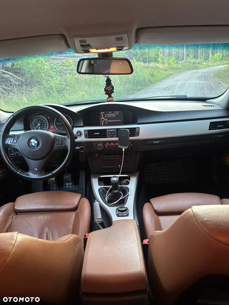 BMW Seria 3 320d Efficient Dynamics - 13
