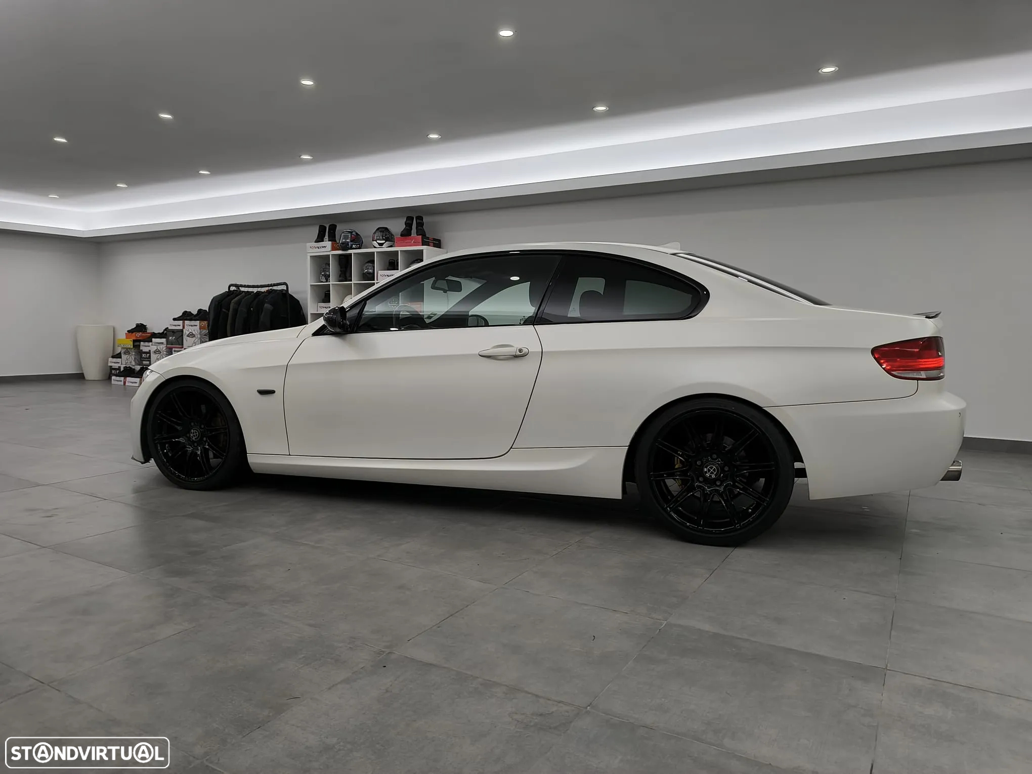BMW 320 d Coupe - 9
