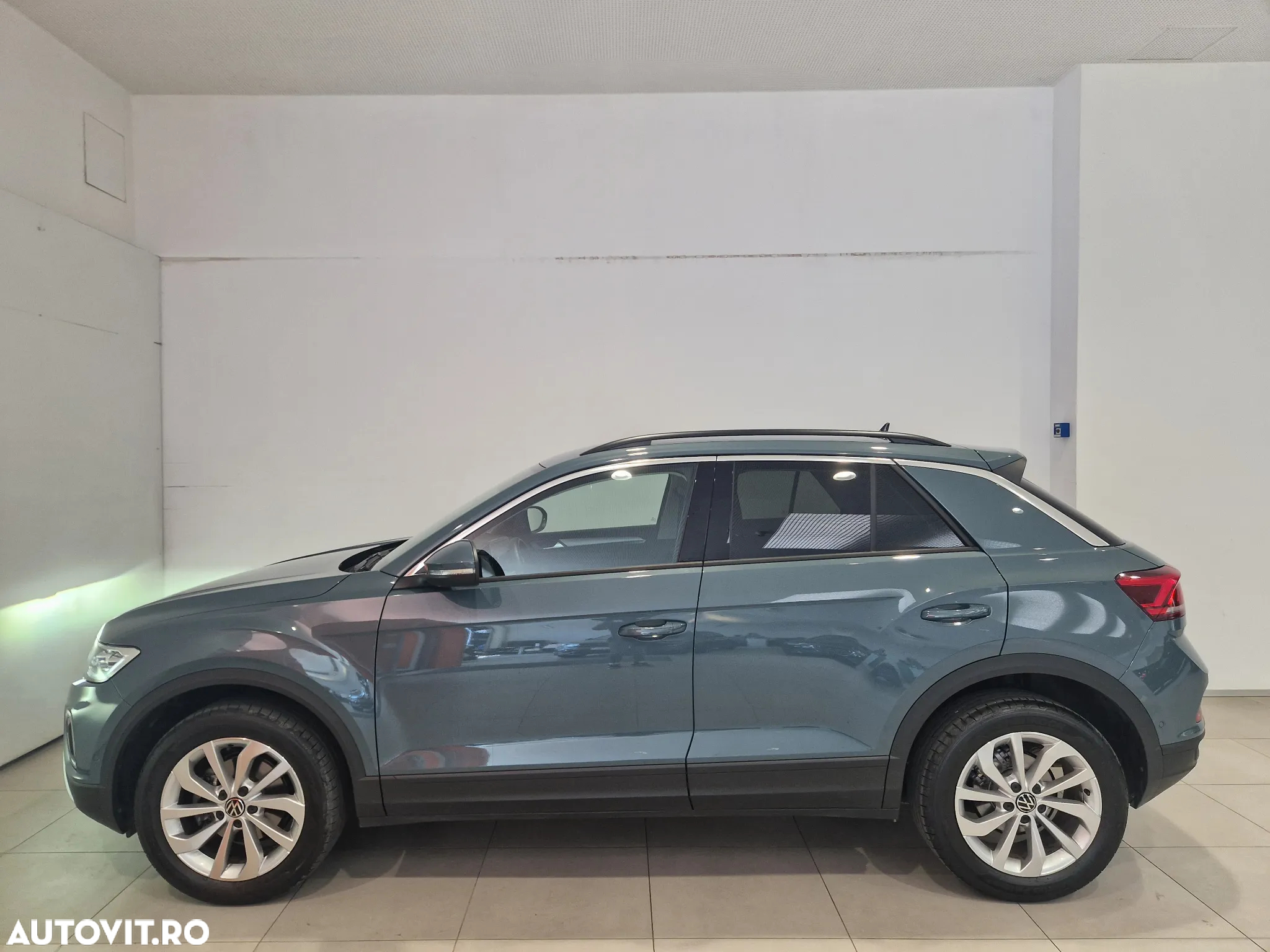 Volkswagen T-ROC 1.5 TSI DSG Advanced - 2