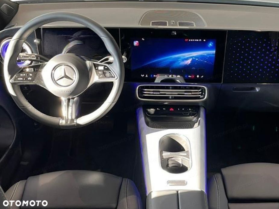 Mercedes-Benz GLB - 6