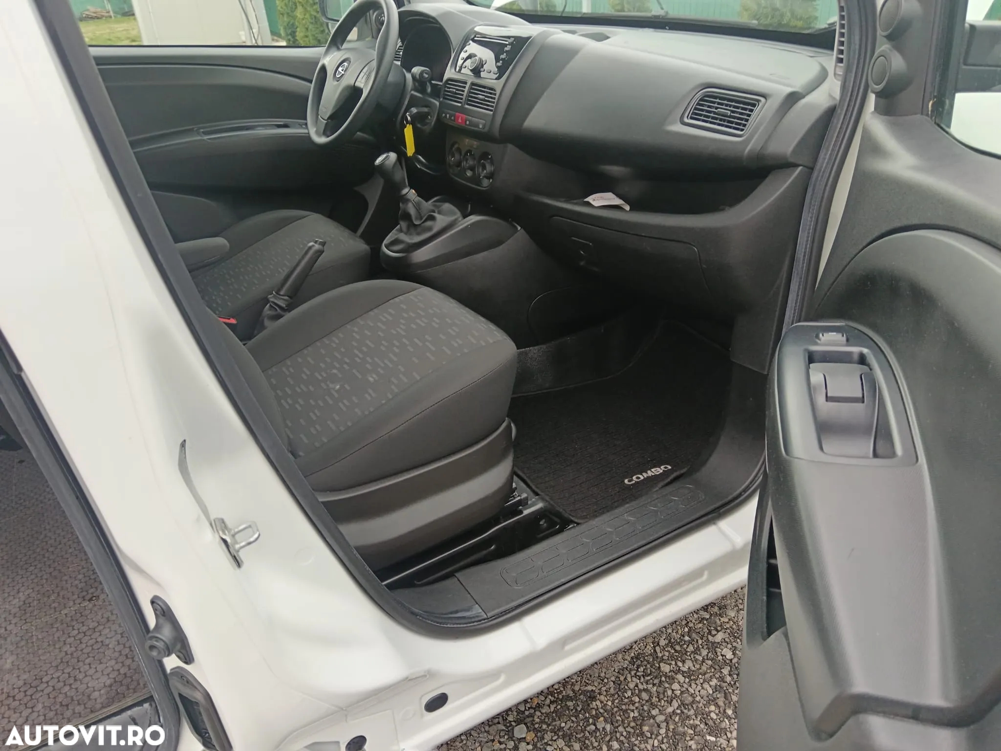 Opel Combo - 22