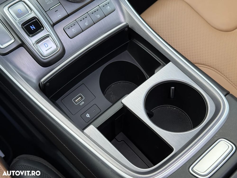 Hyundai Santa Fe 1.6 Plugin-Hybrid 4WD SEVEN Signature - 28