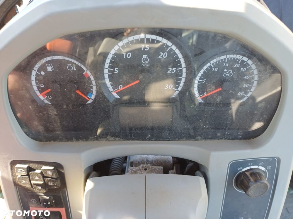 Kabina valtra,licznik ,wiązka elektryczna,dach,pulpit,wyświetlacz,ehr,sterownik,komputer - 4