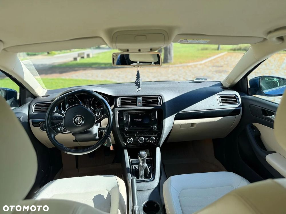 Volkswagen Jetta 1.4 TSI BMT Highline - 6