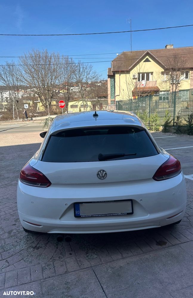 Volkswagen Scirocco 2.0 TDI DSG - 2