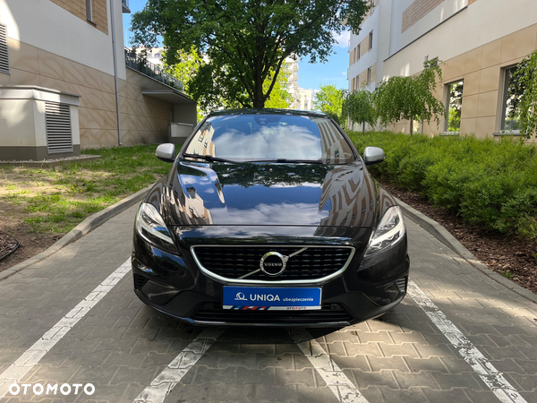 Volvo V40 T3 Drive-E R-Design Momentum