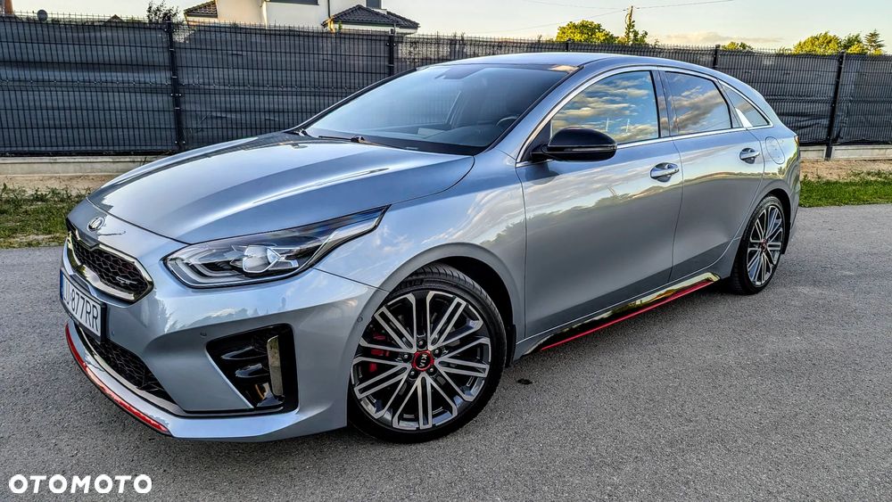 Kia ProCeed - 2