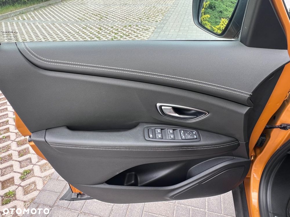 Renault Scenic - 23