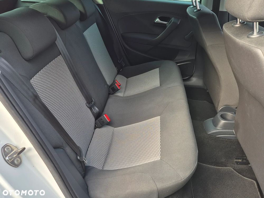 Volkswagen Polo 1.2 TDI Blue Motion - 14