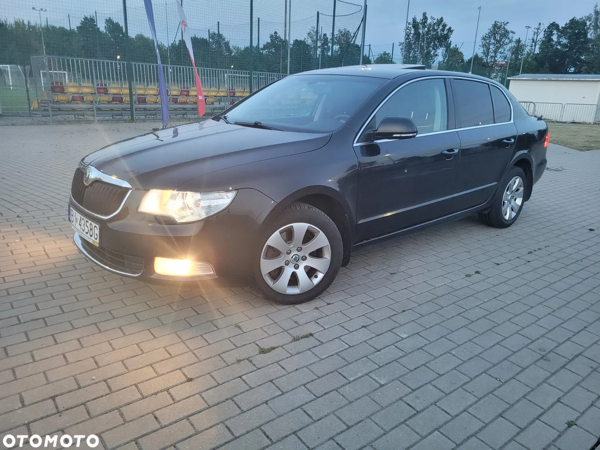 Skoda Superb 1.8 TSI Platinum DSG - 16