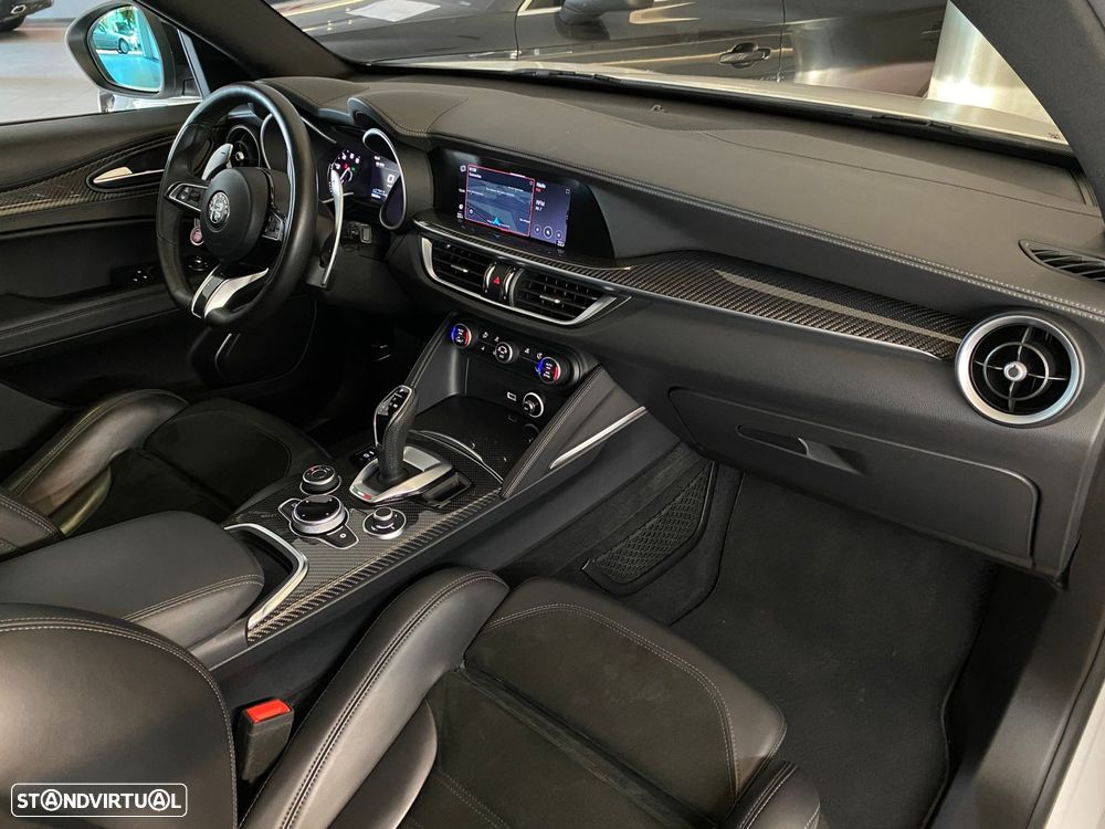 Alfa Romeo Stelvio 2.9 T Quadrifoglio AT8 Q4 - 7