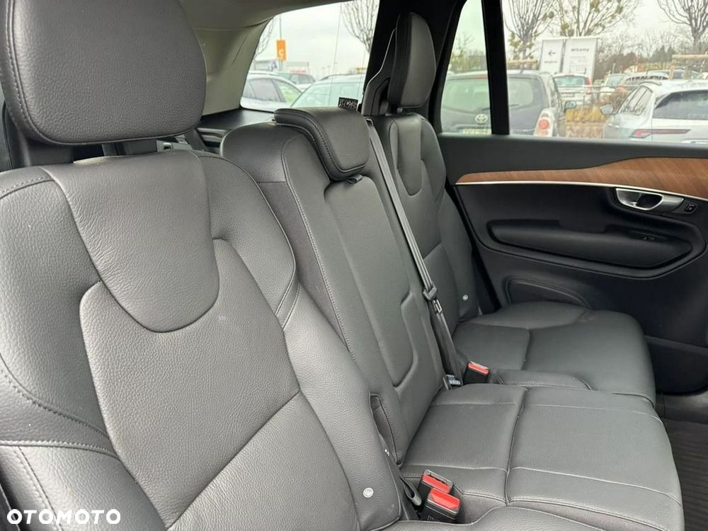 Volvo XC 90 - 15