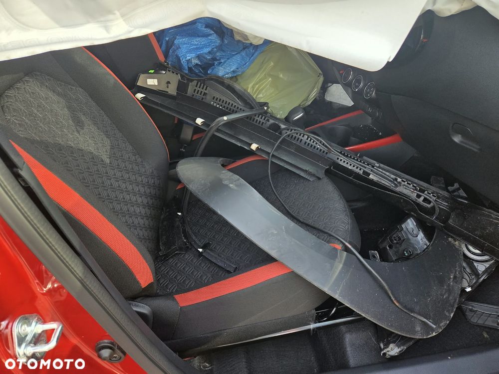 Toyota Aygo X 1.0 VVT-i Selection CVT - 8