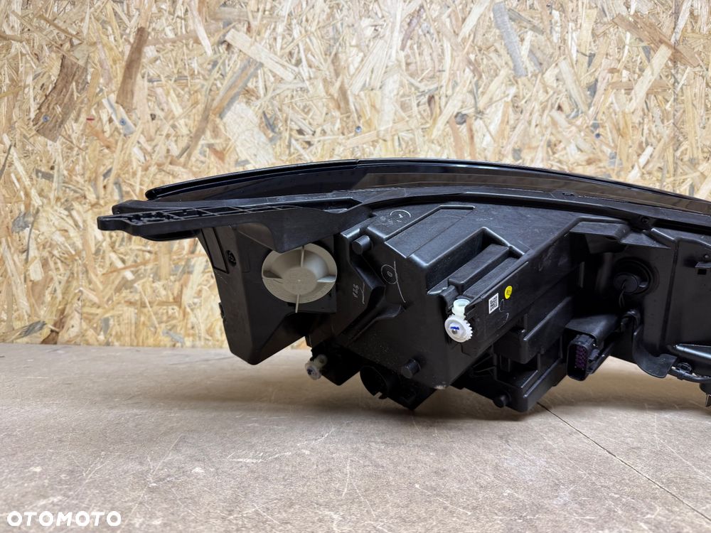 LAMPA LEWA PRZÓD LED MG 4 MULAN SAIC VISION 10976802 100-40179 11505836 - 12