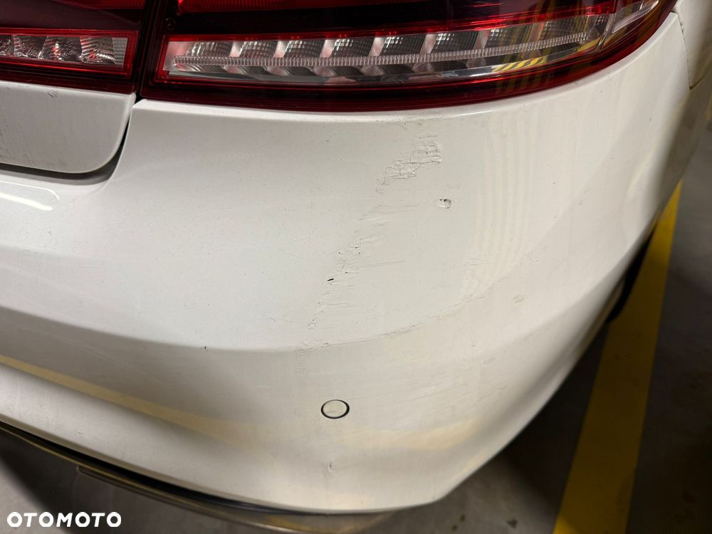 Mercedes-Benz Klasa E - 12