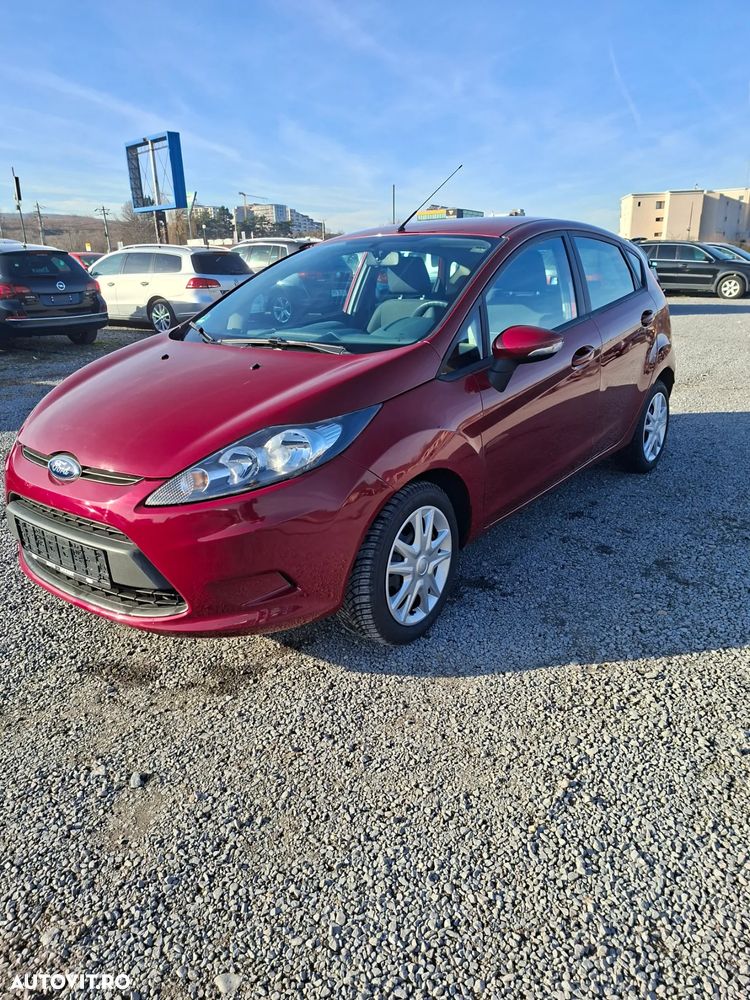 Ford Fiesta 1.4 Autom. Champions Edition - 2