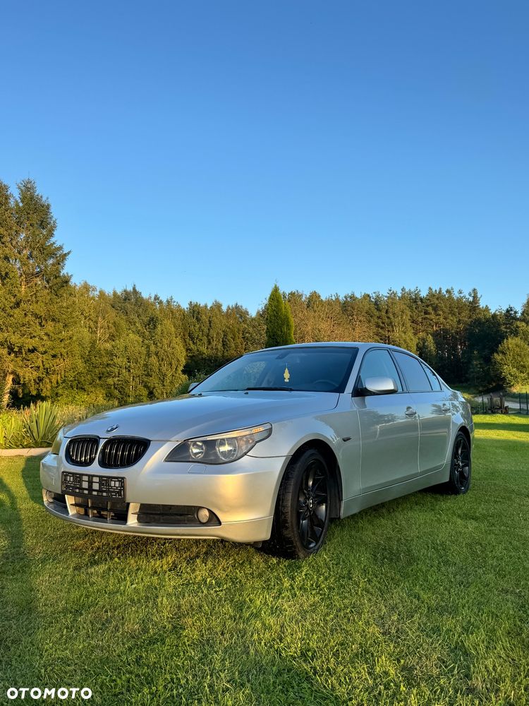 BMW Seria 5 520i - 6