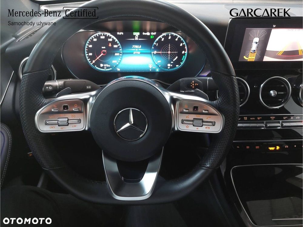 Mercedes-Benz GLC - 30