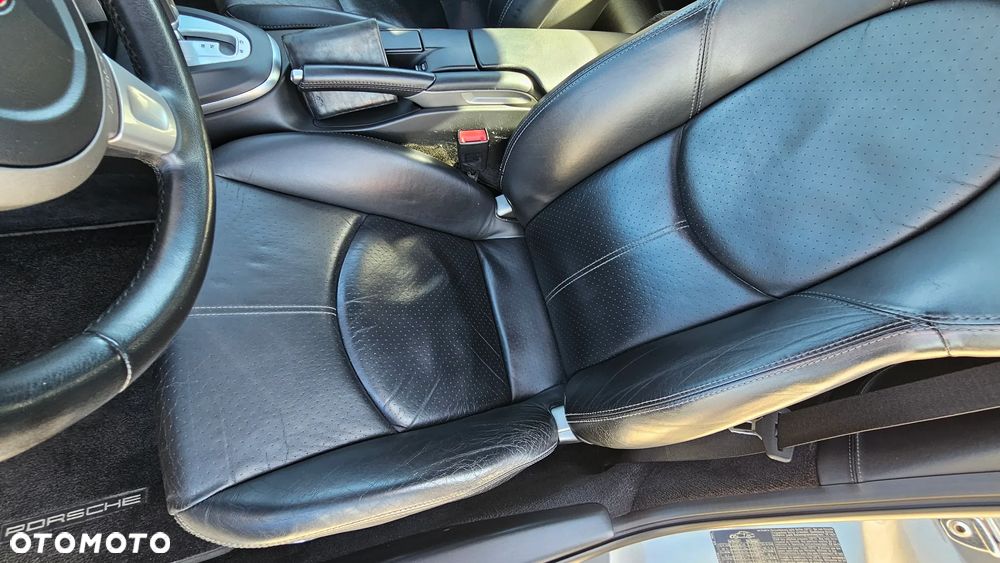 Porsche 911 Carrera 4 S Tiptronic - 10