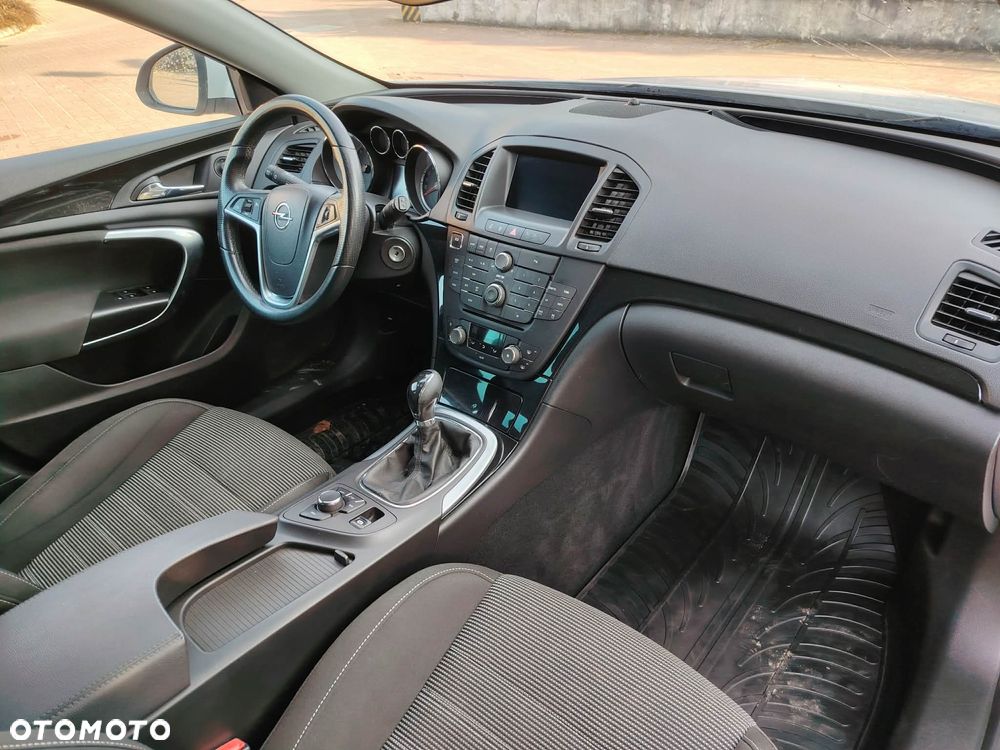 Opel Insignia 1.6 T Cosmo - 19