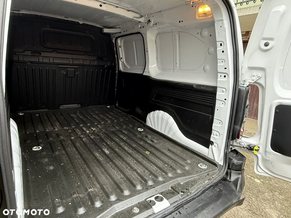 Peugeot Partner - 16