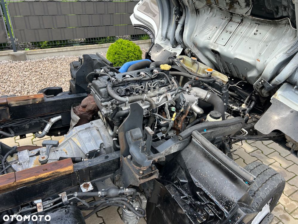 Renault Maxity - 40