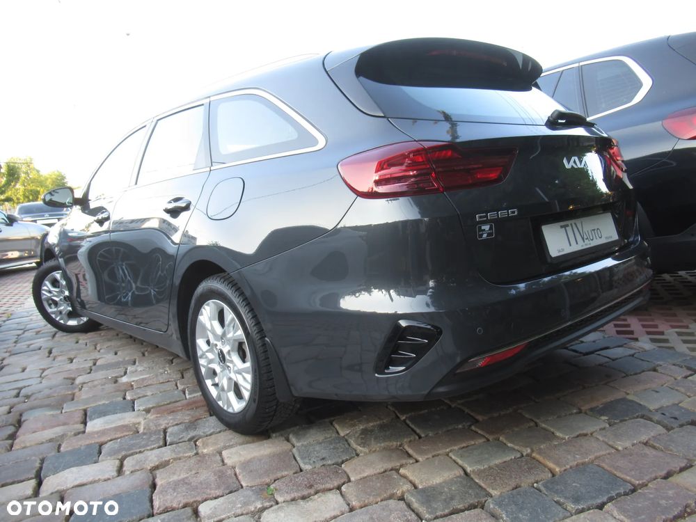 Kia Ceed 1.5 T-GDI M - 3
