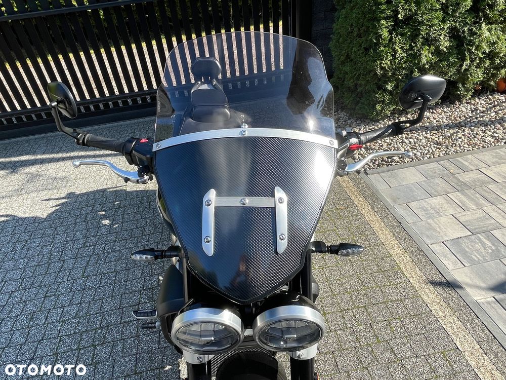 Triumph Rocket - 16