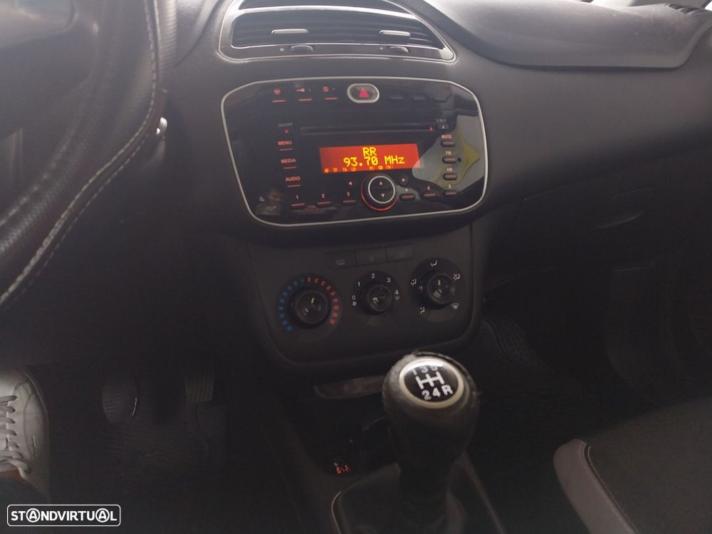 Fiat Punto 1.3 M-Jet Lounge S&S - 8