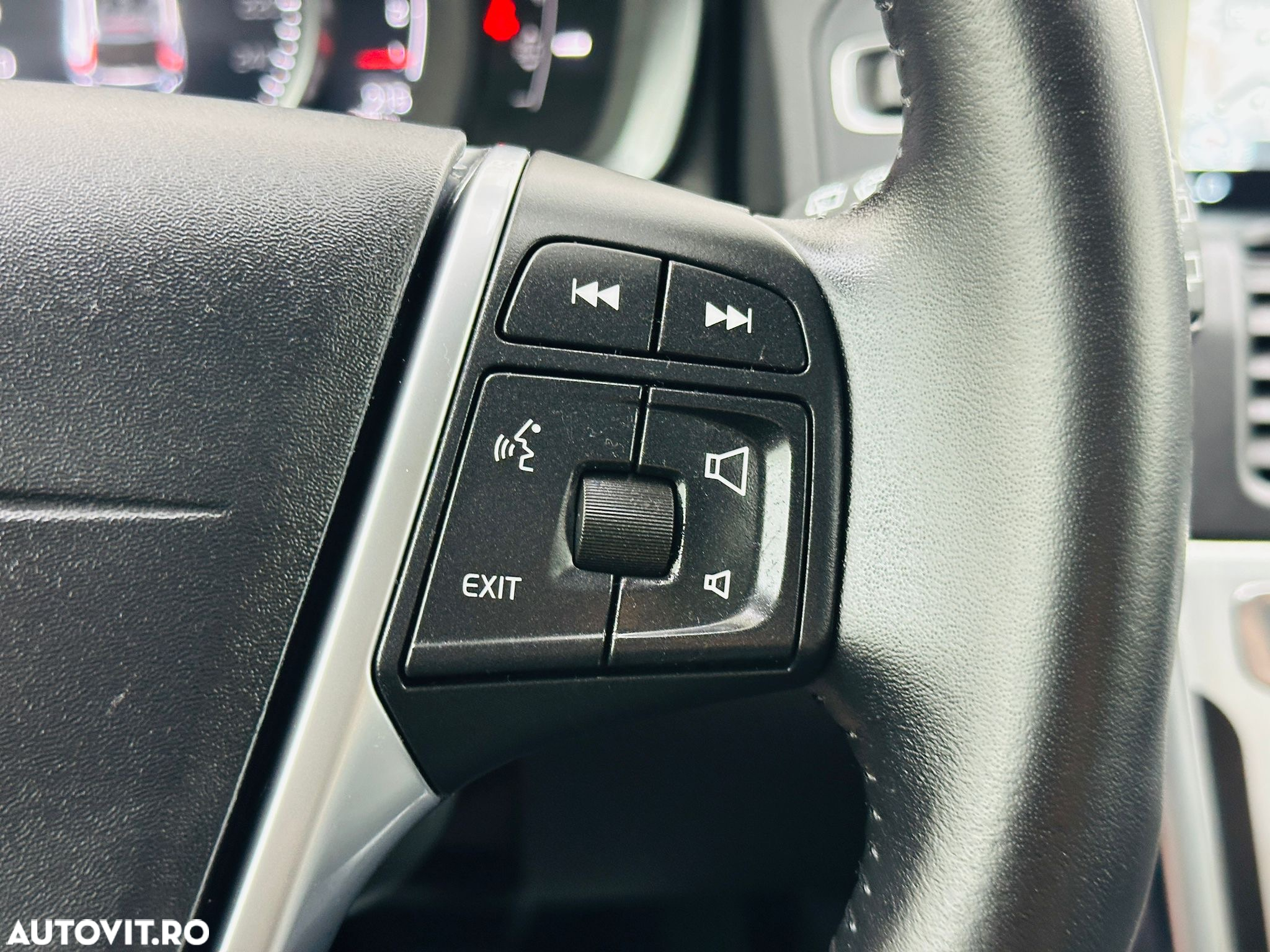 Volvo XC 60 - 33