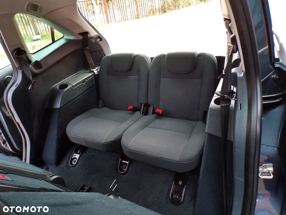 Ford Grand C-MAX 1.6 TDCi Trend - 28