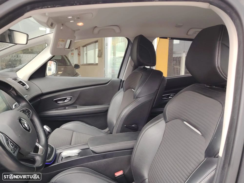 Renault Grand Scénic 1.6 dCi Bose Edition SS - 23