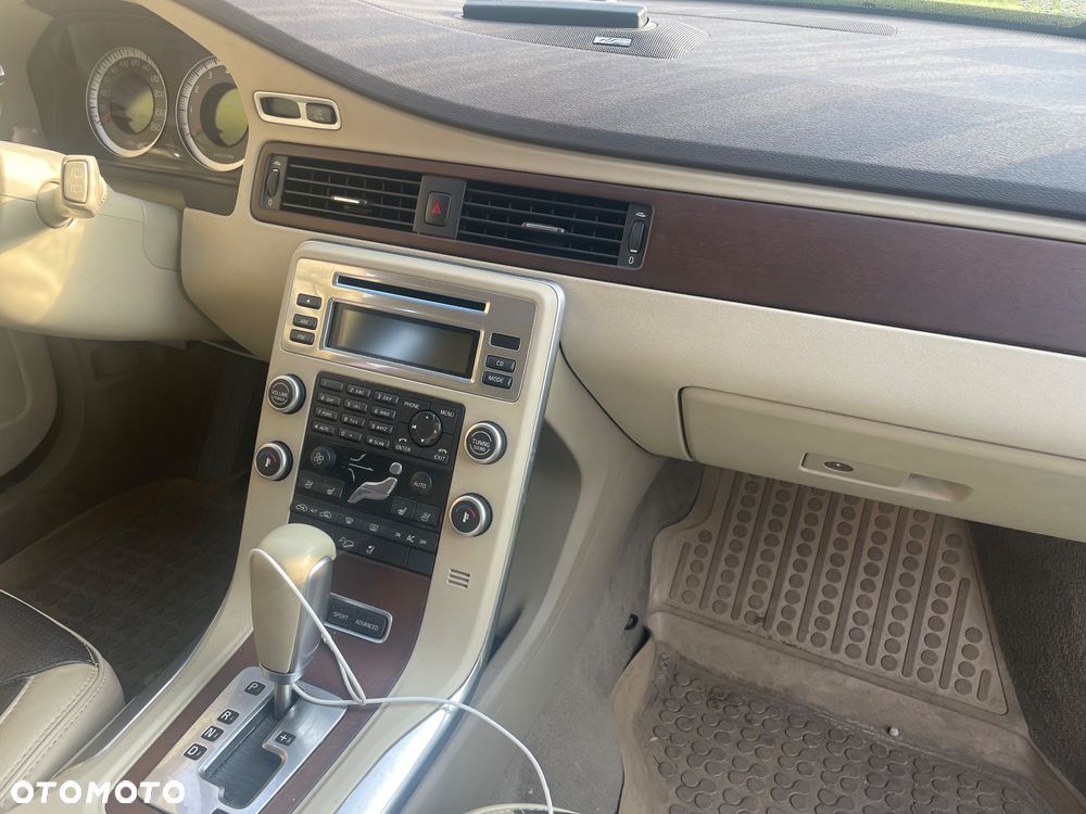 Volvo XC 70 T6 AWD Summum - 8