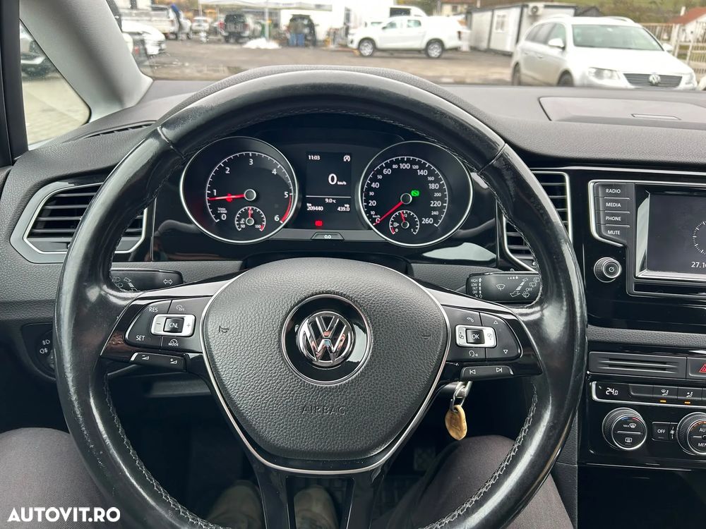 Volkswagen Golf Sportsvan - 12